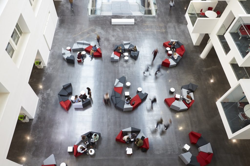 Multifunctional seating in a university hall